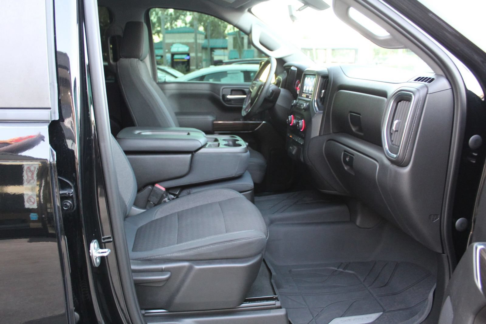 Used 2019 Chevrolet Silverado 1500 LT w/ All-Star Edition RWD image 10