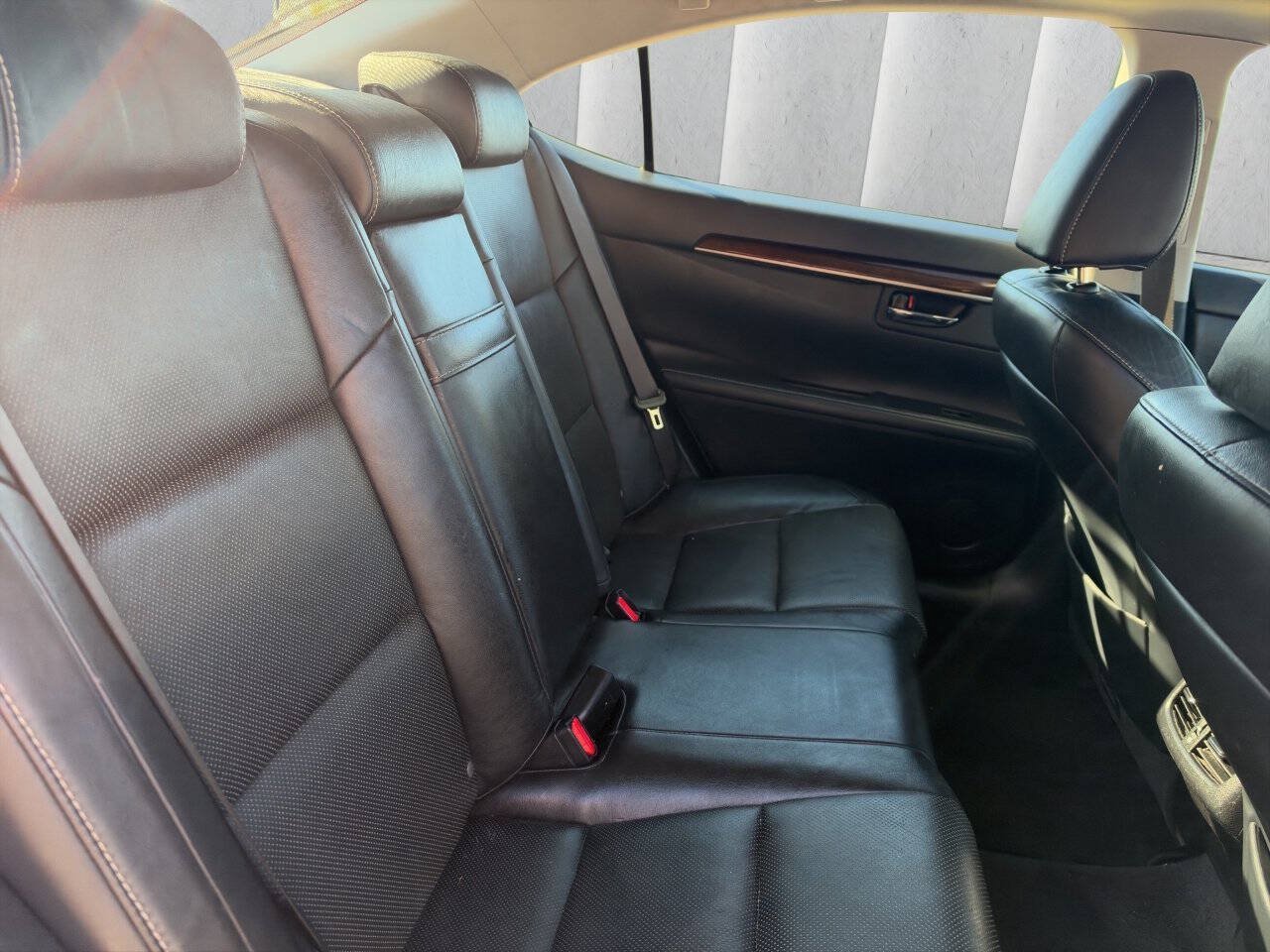 Used 2014 Lexus ES 350 w/ Luxury Package FWD image 14