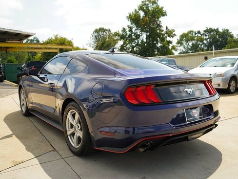 Used 2020 Ford Mustang Coupe RWD image 4
