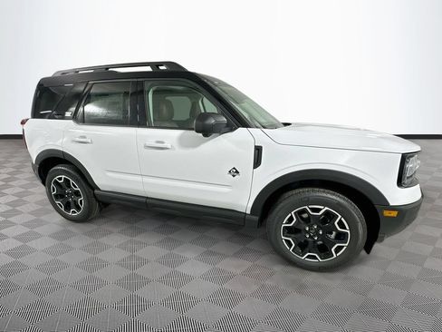 New 2026 Ford Bronco Sport Outer Banks w/ Outer Banks Tech Package+ AWD/4WD image 4