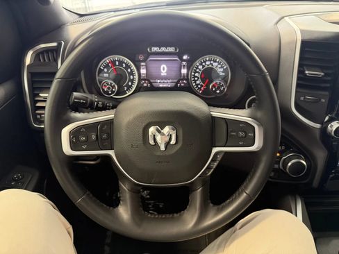 Used 2024 RAM 1500 Big Horn AWD/4WD image 32