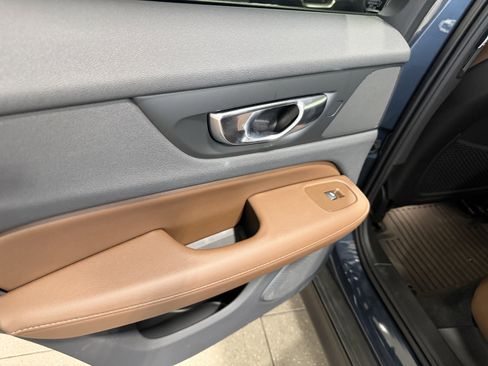 New 2026 Volvo V60 B5 Cross Country Plus w/ Climate Package image 26