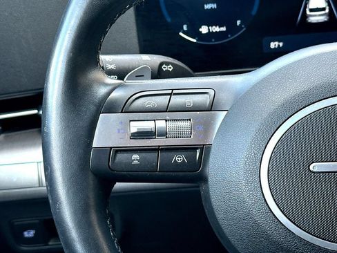 Used 2024 Hyundai Kona Limited FWD image 26