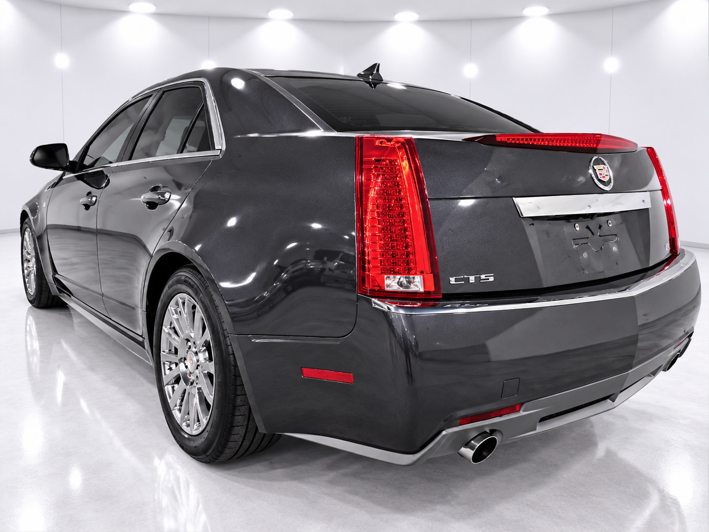 Used 2013 Cadillac CTS Luxury RWD image 5