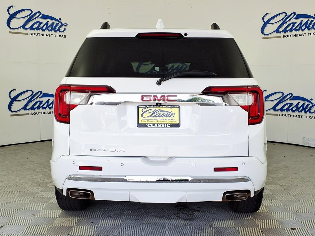 Used 2023 GMC Acadia Denali FWD image 4