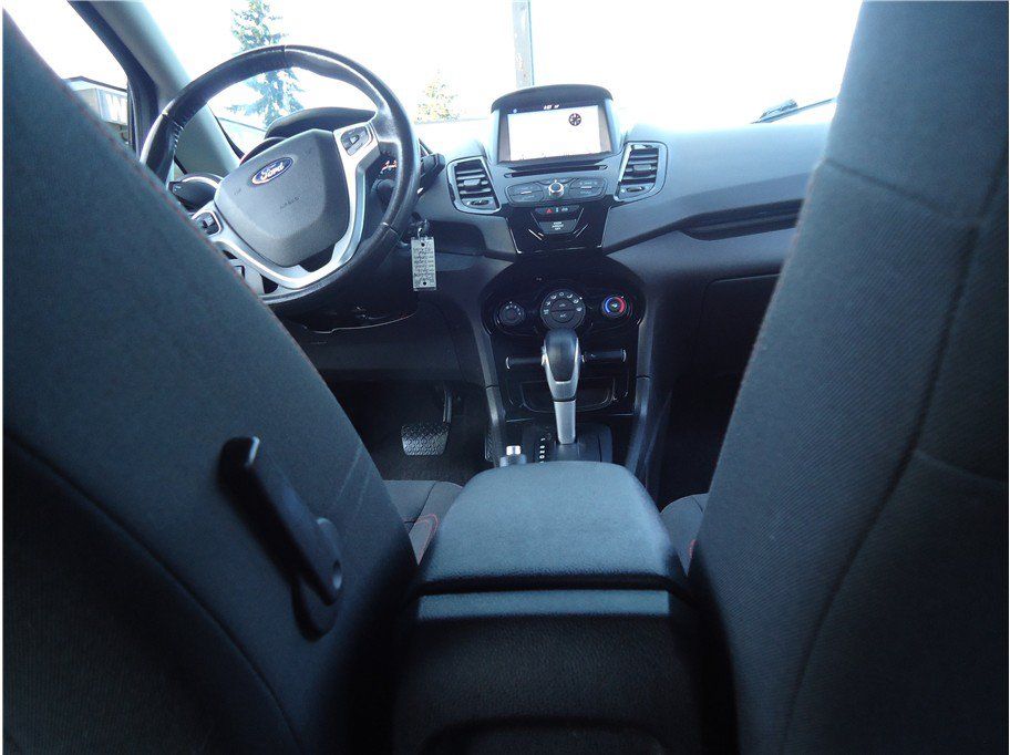 Used 2016 Ford Fiesta SE w/ Equipment Group 201A FWD image 17