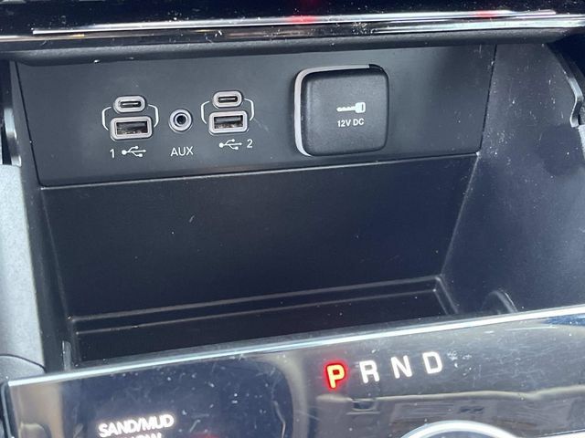 Used 2023 Jeep Grand Cherokee L Limited AWD/4WD image 36