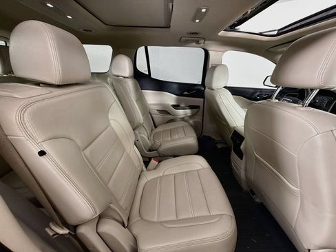 Certified 2022 GMC Acadia Denali w/ GMC Pro Grade Package AWD/4WD image 31