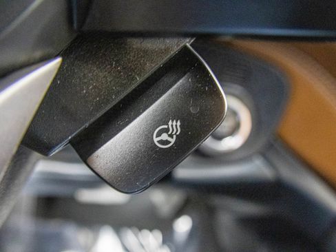 Used 2020 Subaru Outback Touring XT image 34