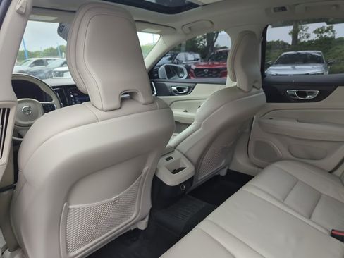 Used 2019 Volvo S60 T6 Momentum w/ Premium Package AWD/4WD image 21