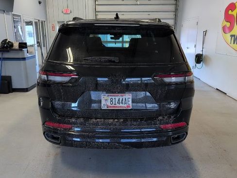 Used 2024 Jeep Grand Cherokee L Summit image 4