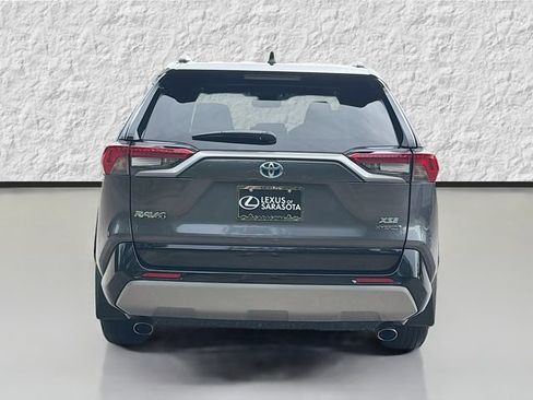 Used 2024 Toyota RAV4 XSE AWD/4WD image 4