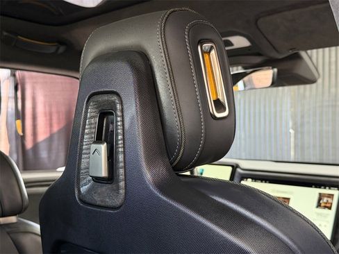 Used 2022 Rivian R1T Launch Edition image 21