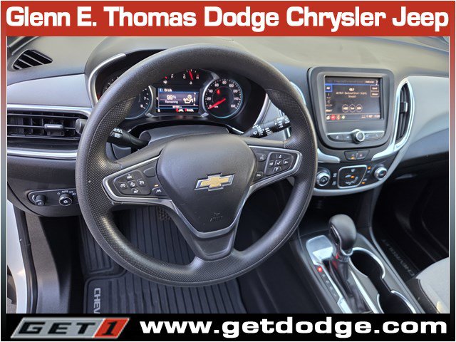 Used 2022 Chevrolet Equinox LS w/ LS Convenience Package FWD image 16