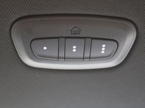 Used 2022 Jeep Wagoneer Series III w/ Rear Seat Video Group 1 image 58