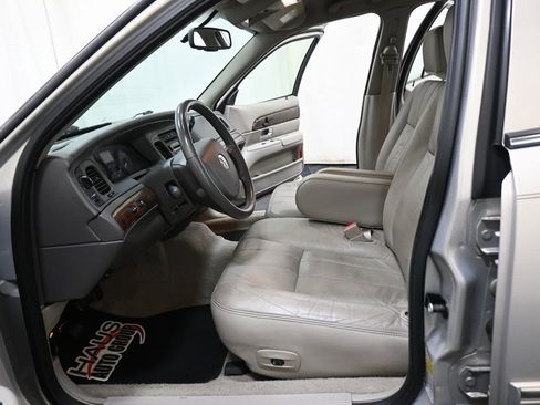 Used 2008 Mercury Grand Marquis LS image 6