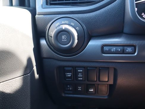 Used 2024 Nissan Titan PRO-4X w/ Off Road Protection Package image 17