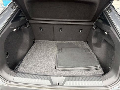 Certified 2023 Volkswagen ID.4 Pro RWD image 6