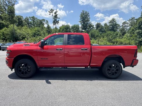 Used 2026 RAM 2500 Big Horn AWD/4WD image 8