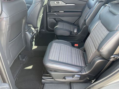 New 2026 Ford Explorer ST-Line w/ ST-Line Street Pack RWD image 23