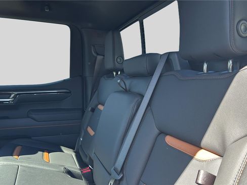 New 2026 GMC Sierra 1500 AT4 w/ AT4 Premium Package image 18