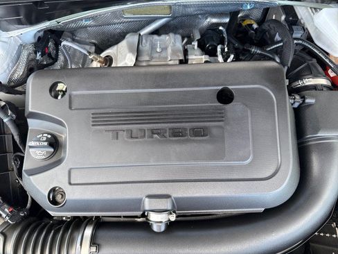 Used 2023 Buick Envision Essence AWD/4WD image 31
