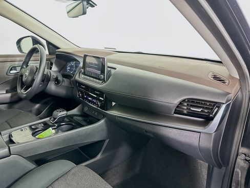 Used 2023 Nissan Rogue SV FWD image 26