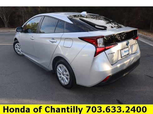 Used 2022 Toyota Prius LE image 5