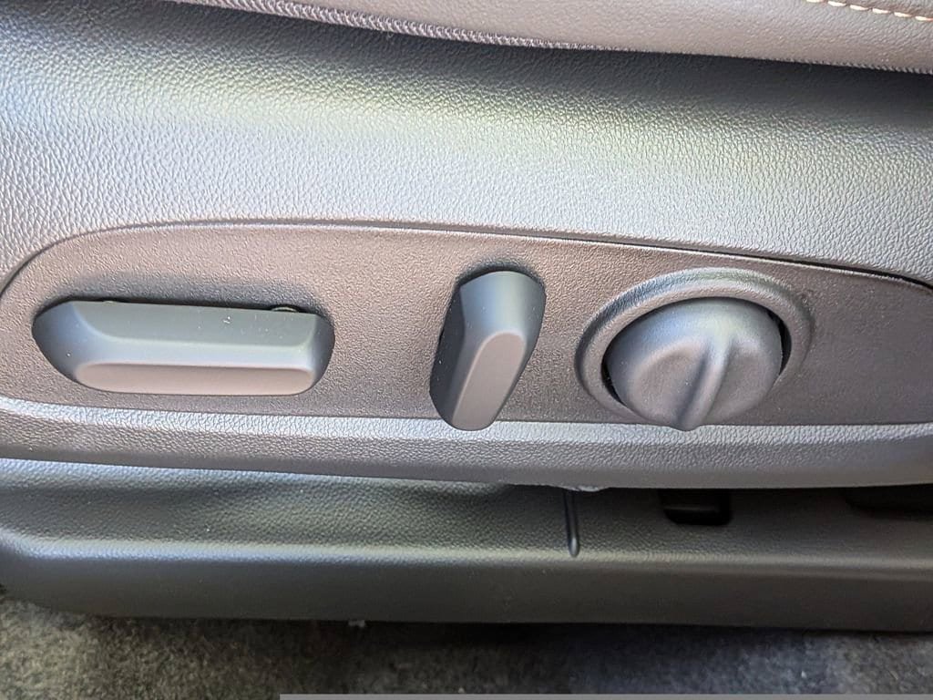 New 2026 Buick Envista Avenir FWD image 21