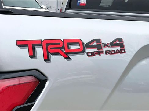 Used 2024 Toyota Tundra Platinum w/ TRD Off-Road Package image 10