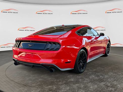 Used 2018 Ford Mustang Coupe w/ Equipment Group 101A RWD image 10