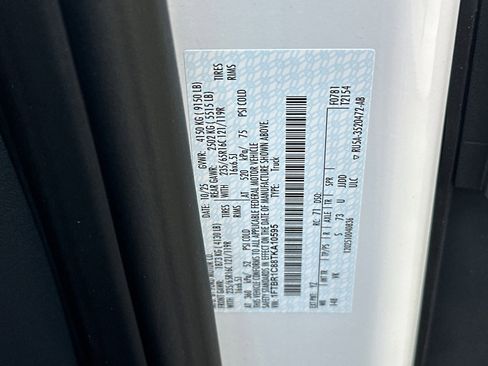 New 2026 Ford Transit 250 148 Medium Roof w/ Load Area Protection Package image 27