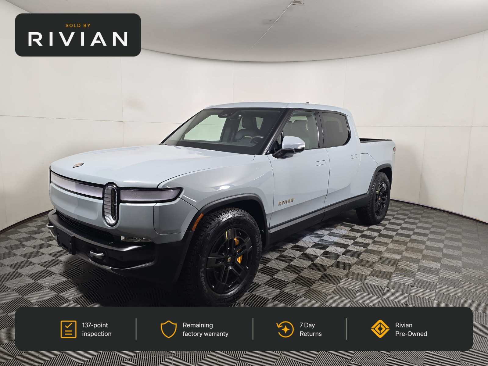 Used 2022 Rivian R1T Adventure AWD/4WD image 1