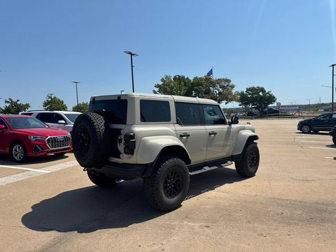 Used 2026 Ford Bronco Raptor AWD/4WD image 3
