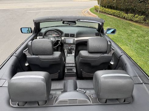 Used 2005 BMW 325Ci Convertible RWD image 17