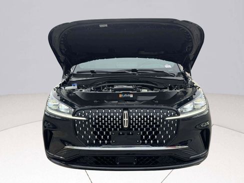 Used 2025 Lincoln Aviator Black Label AWD/4WD image 70