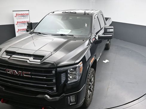 Used 2022 GMC Sierra 2500 AT4 w/ AT4 Premium Plus Package AWD/4WD image 12