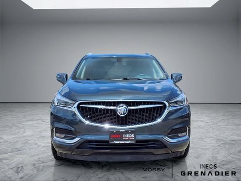 Used 2020 Buick Enclave Essence FWD image 3