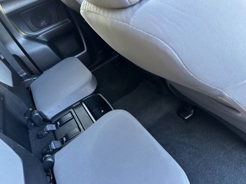 Used 2022 Toyota Tacoma SR5 image 29