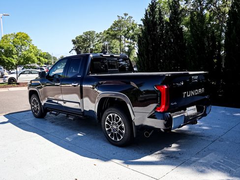Used 2022 Toyota Tundra Limited AWD/4WD image 7
