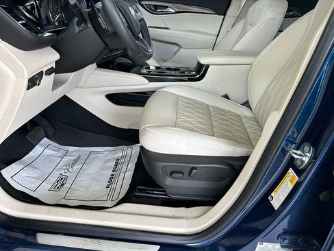Used 2023 Buick Envision Avenir FWD image 9
