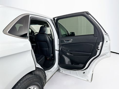 Used 2024 Ford Edge SEL image 28