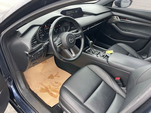 Used 2019 MAZDA MAZDA3 AWD Hatchback w/ Preferred Pkg image 17