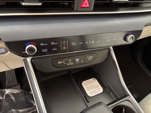 New 2026 Kia Carnival EX FWD image 43