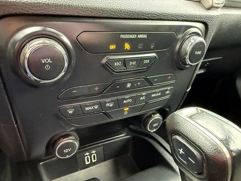 Used 2019 Ford Ranger XLT w/ Equipment Group 301A Mid image 28