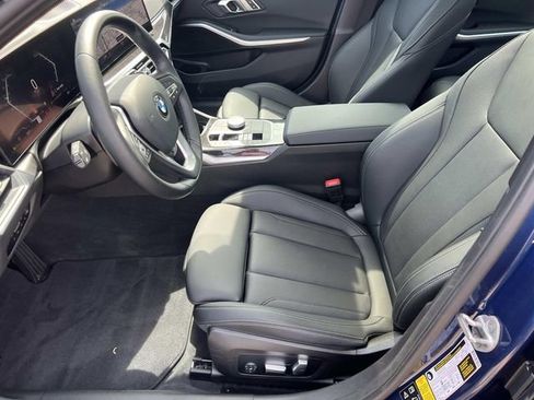 Used 2023 BMW 330i xDrive Sedan w/ Premium Package AWD/4WD image 16