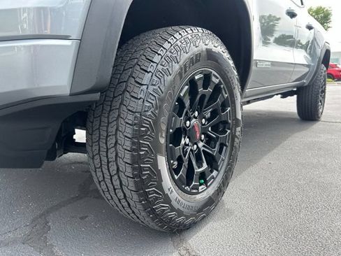 Used 2026 GMC Canyon Elevation RWD image 14