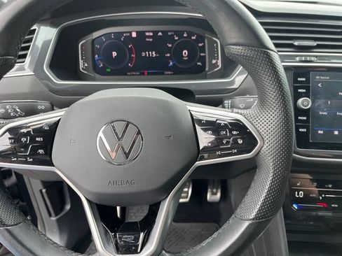 Used 2024 Volkswagen Tiguan SEL R-Line AWD/4WD image 19