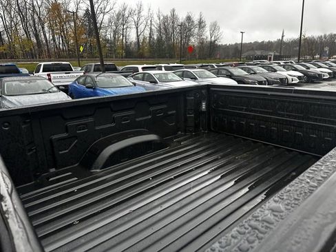 Used 2025 Chevrolet Silverado 2500 LT image 14