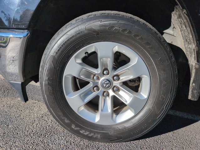 Used 2024 RAM 1500 Laramie AWD/4WD image 30